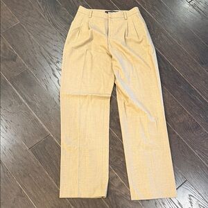 Elegant Linda Allard Ellen Tracy Women's Tan Trousers